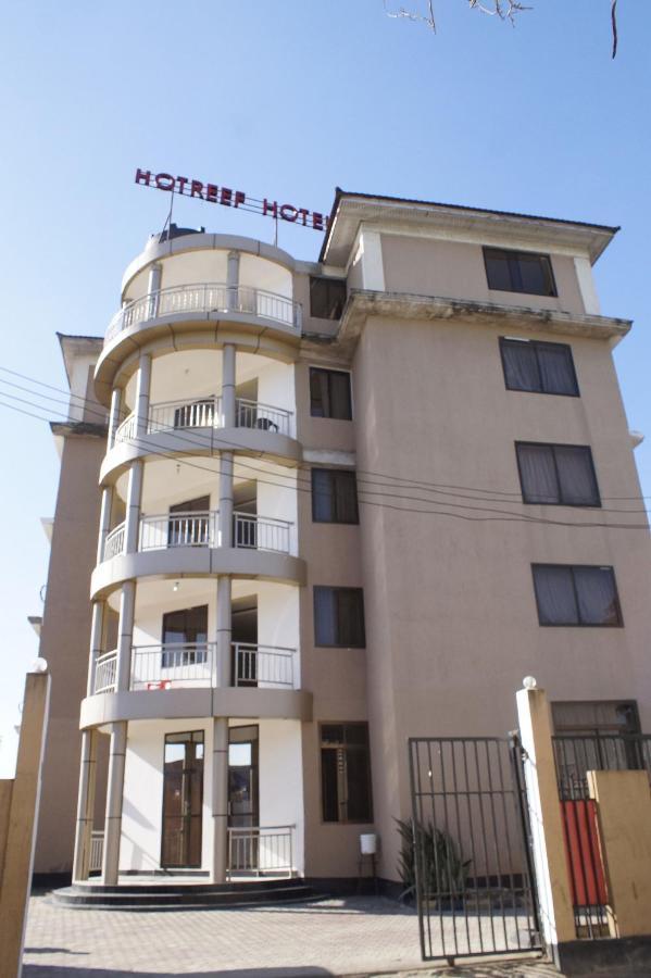 Hotreef Airport Hotel Dar es Salaam Esterno foto